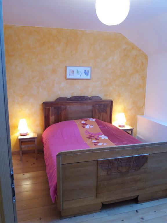 Gite Mentrel Champ-le-Duc Buitenkant foto